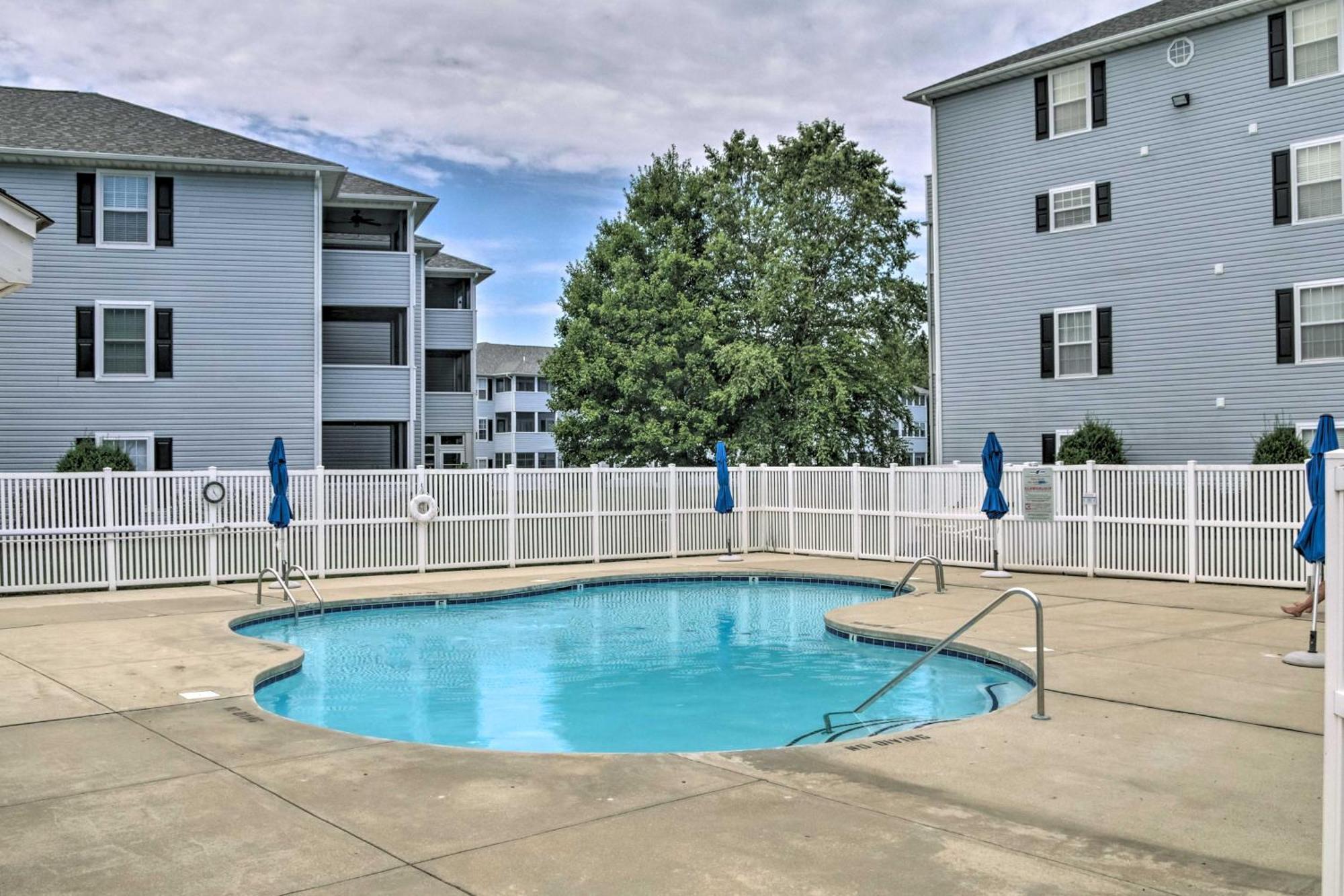 Luxe Updated Resort Escape Less Than 2 Mi To Rehoboth Beach Ngoại thất bức ảnh